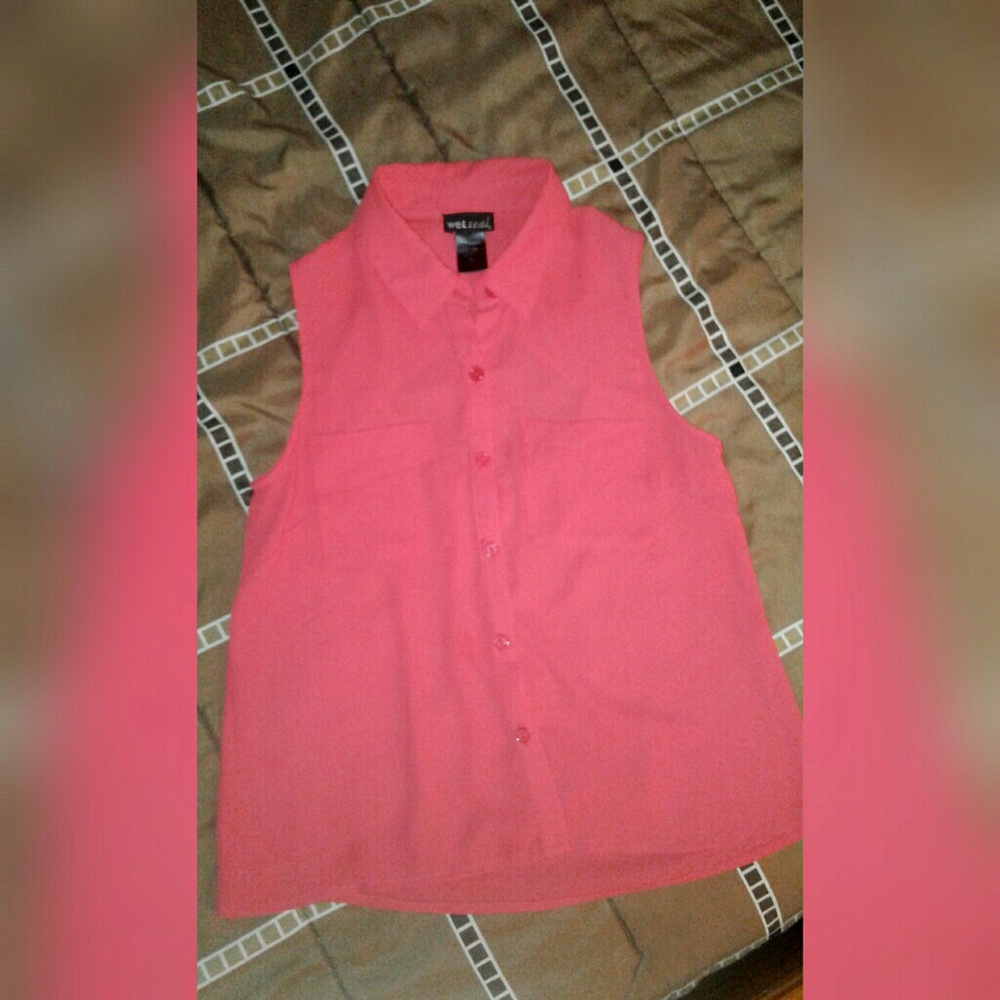 Wet Seal Open Back Top! NWOT!